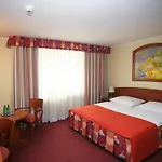 Prezydencki 3-star Hotel 3*