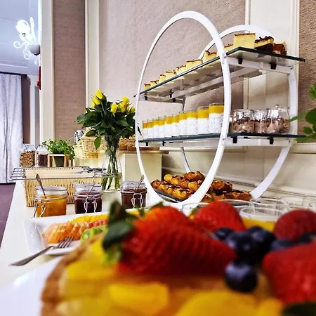 Prezydencki 3-star Hotel 3*